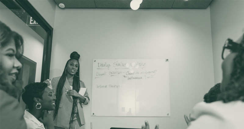 We Thrive Media_Team